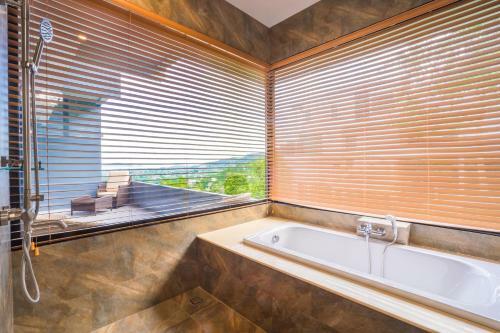 Villa Nakara Hill Phuket