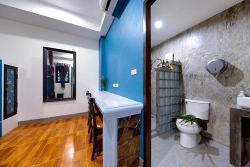 Kerton Hostel