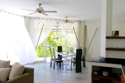 Villa Avalon
