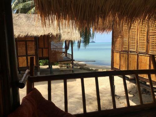 Hotel Castaway Beach Bungalows