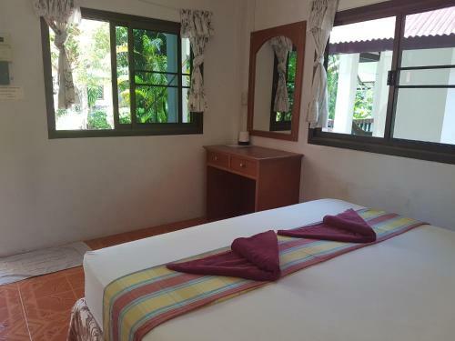 Hotel Nice Beach Resort Koh Pha-ngan