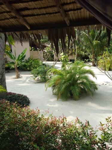 Angkana Hotel Bungalows