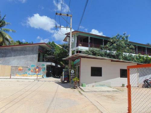 Phatchara Boutique Hotel