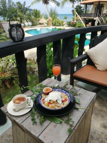 Hotel Red Pearl Beach Resort