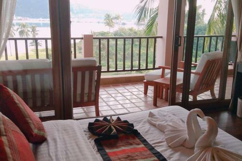 Stunning Seaview Apartment - Infinity Pool