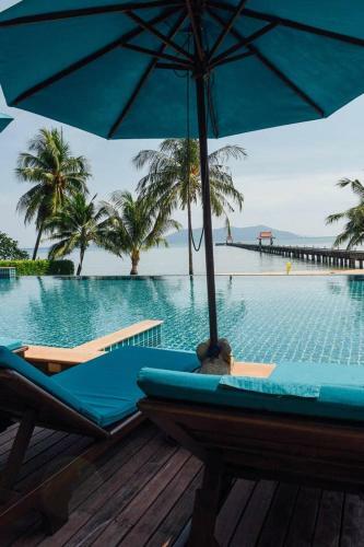 Stunning Seaview Apartment - Infinity Pool