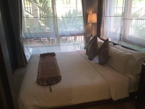 Luxury Apartment - Seaview