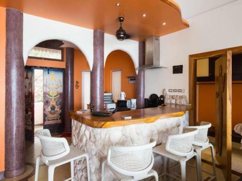 5 Bedroom Seafront Villa Phanghan