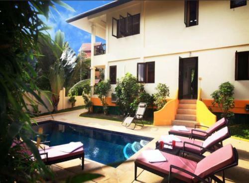 3 Bedroom Seafront Villa With Bay View Koh Phangan