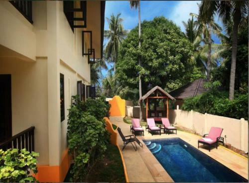 3 Bedroom Seafront Villa With Bay View Koh Phangan