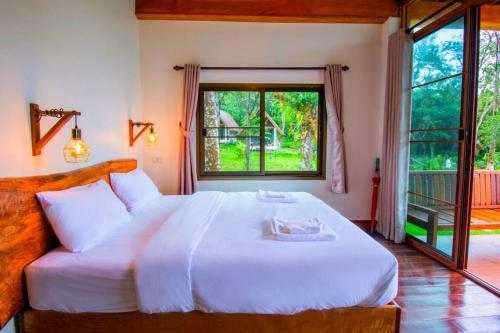Hotel Phayamas Private Beach Resort - Sha Extra Plus