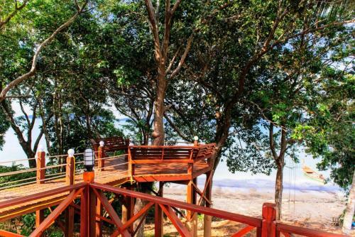 Hotel Phayamas Private Beach Resort - Sha Extra Plus