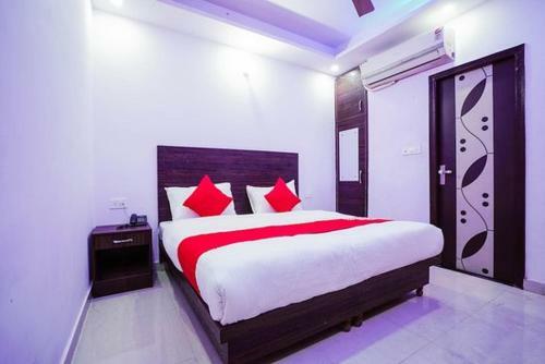 Hotel Rudra Plaza
