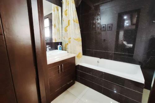 Apartamento Modern Room W/bathtub &balcony