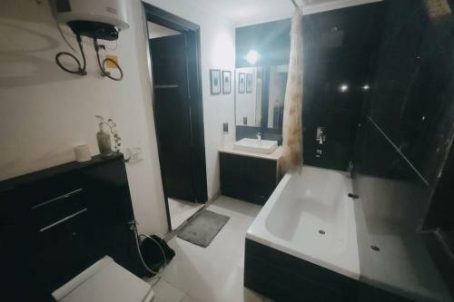Apartamento Modern Room W/bathtub &balcony