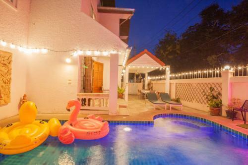 Wongamart Pool Villa