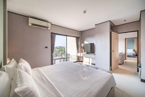 Manhattan Pattaya Hotel - Sha Extra Plus