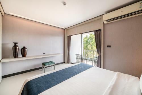 Manhattan Pattaya Hotel - Sha Extra Plus
