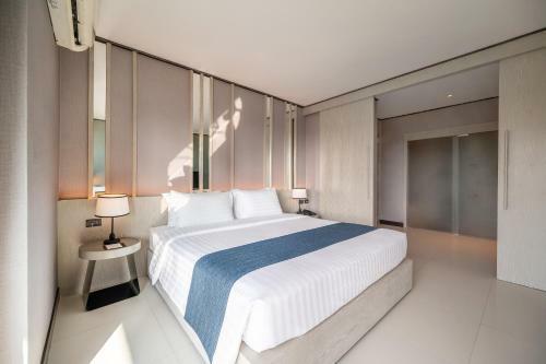 Manhattan Pattaya Hotel - Sha Extra Plus