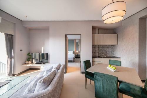 Manhattan Pattaya Hotel - Sha Extra Plus