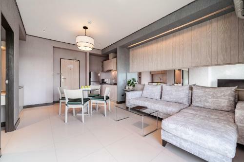 Manhattan Pattaya Hotel - Sha Extra Plus