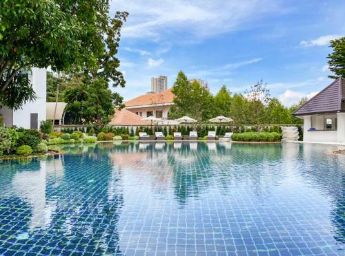 Manhattan Pattaya Hotel - Sha Extra Plus