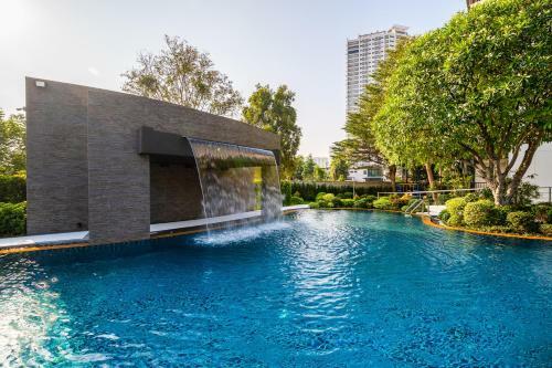Manhattan Pattaya Hotel - Sha Extra Plus