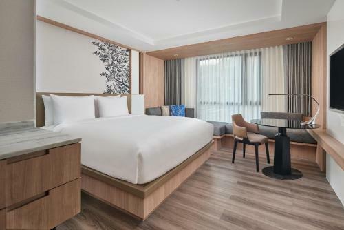 Hotel Courtyard By Marriott North Pattaya - Sha Extra Plus