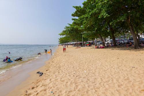 Pattaya Tulips Pool Villa 250meter From Beach