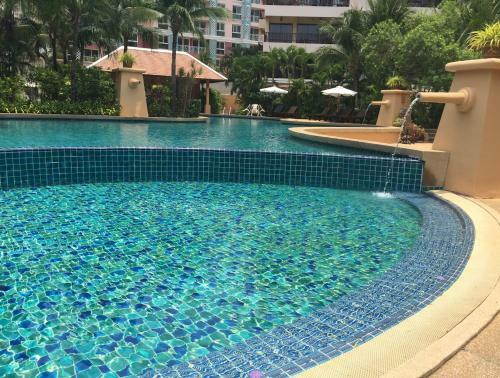 Apartamento Duplex Thabali Chateau Dale, 3 Bedrooms, Swimming Pool