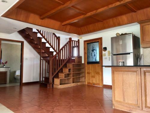 Apartamento Duplex Thabali Chateau Dale, 3 Bedrooms, Swimming Pool