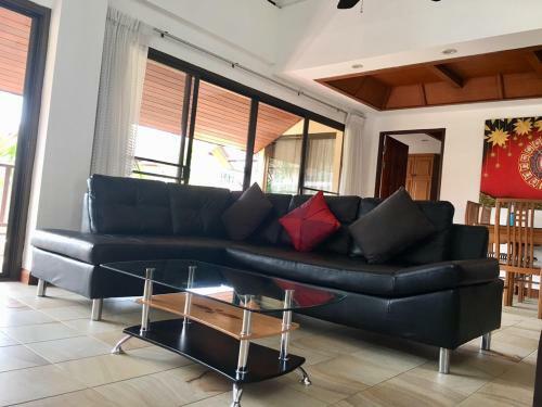 Apartamento Duplex Thabali Chateau Dale, 3 Bedrooms, Swimming Pool