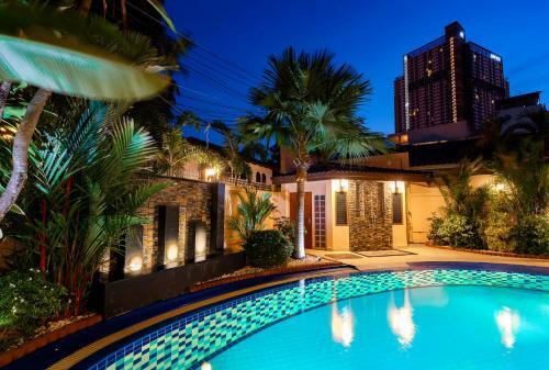 Luxury Pool Villa T1 Near Walking Street
