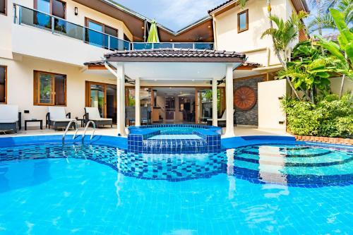Luxury Pool Villa T1 Near Walking Street