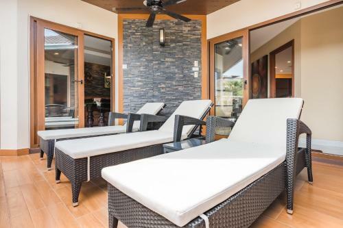 Luxury Pool Villa T1 Near Walking Street