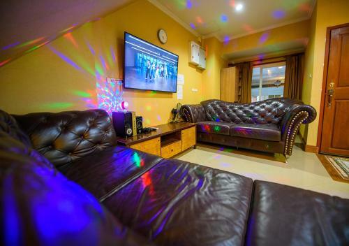 4 Bedroom Town Villa With Private Pool