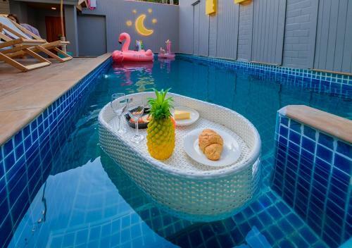 4 Bedroom Town Villa With Private Pool