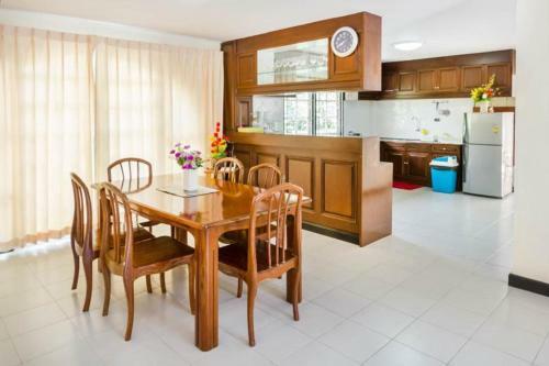 Hotel Villa Rosa With Private Pool And Jacuzzi
