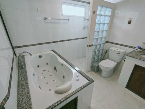 3bd Pool Villa Pattaya With Bathtub - Villa D