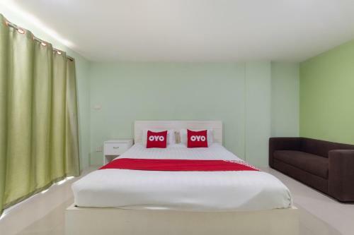 Hotel Oyo 75363 V Place Apartment