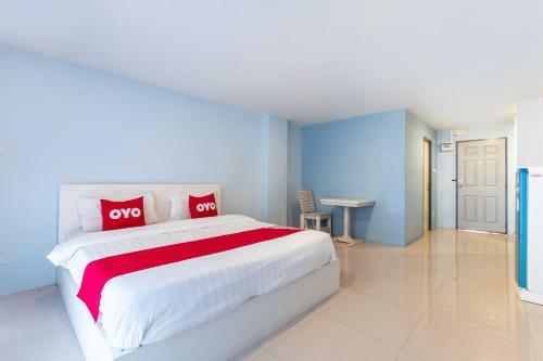 Hotel Oyo 75363 V Place Apartment