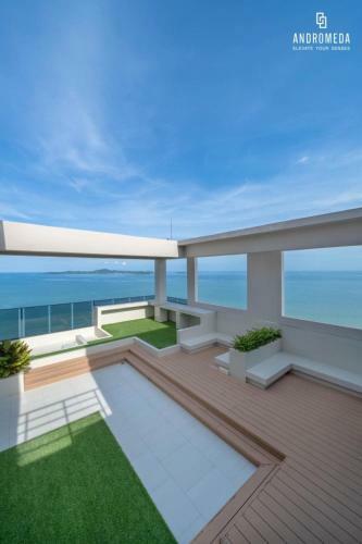 Apartamento Andromeda Luxury Beachfront Condo
