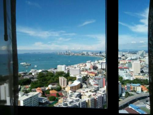 Two Bedrooms 31st Floor 100 Pattaya Bay Seaview