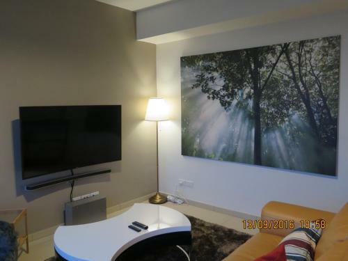 Two Bedrooms 31st Floor 100 Pattaya Bay Seaview
