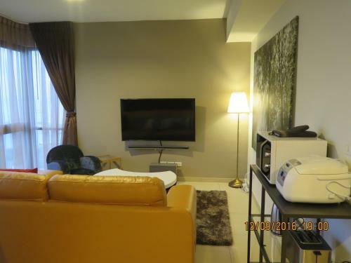 Two Bedrooms 31st Floor 100 Pattaya Bay Seaview