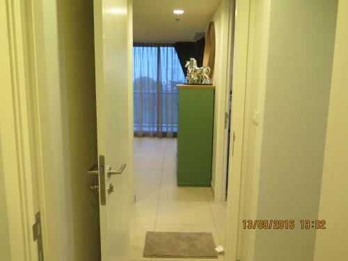 Two Bedrooms 31st Floor 100 Pattaya Bay Seaview