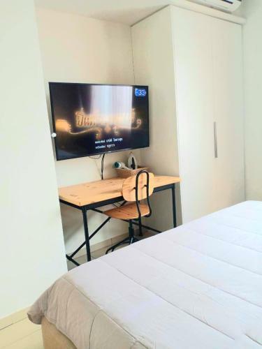 Two Bedrooms 31st Floor 100 Pattaya Bay Seaview