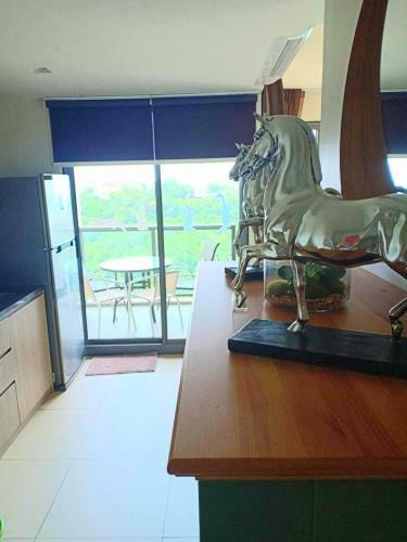 Two Bedrooms 31st Floor 100 Pattaya Bay Seaview