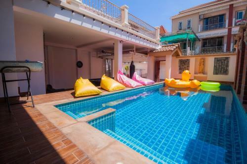 The Terrace Pratumnak Pool Villa