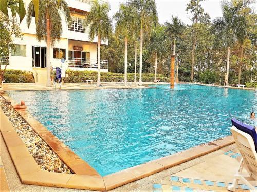 1 Bedroom Apartment At View Talay 5